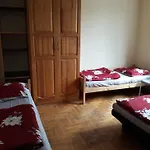 Macedonia * Varšava